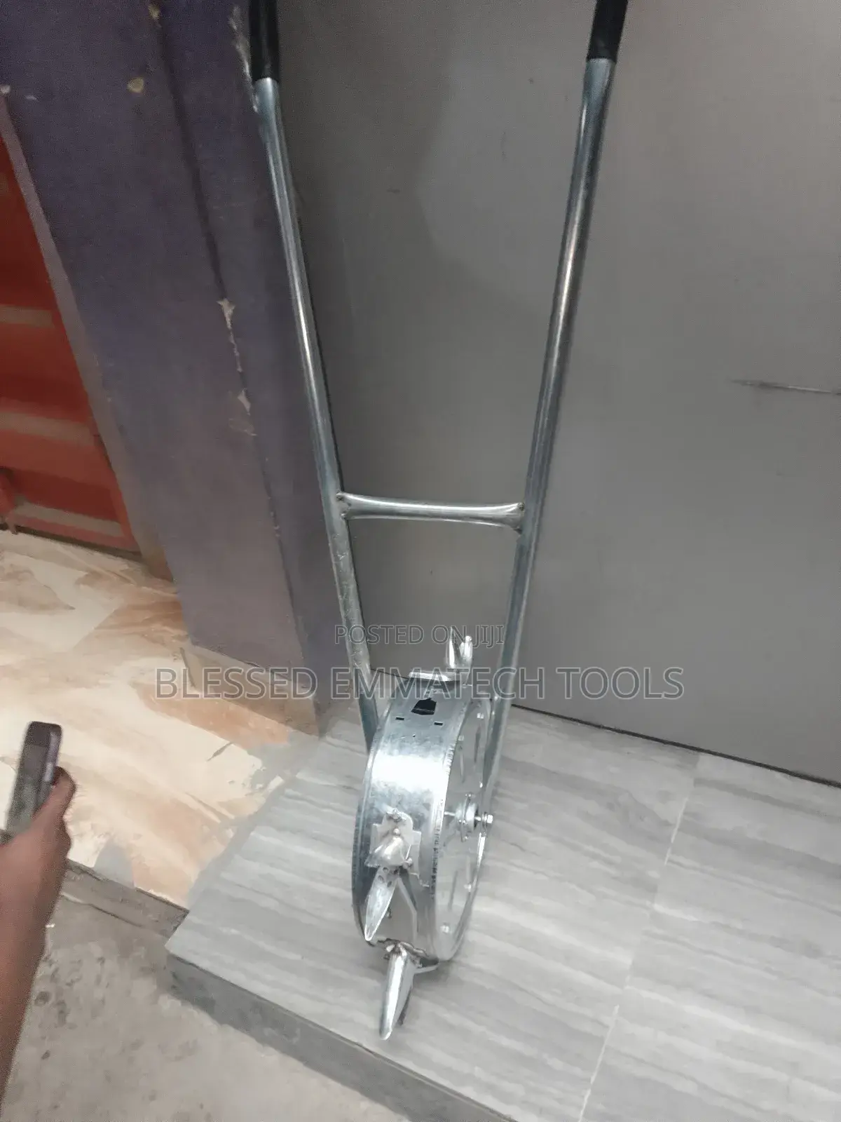 Iron Seed Planter Machine