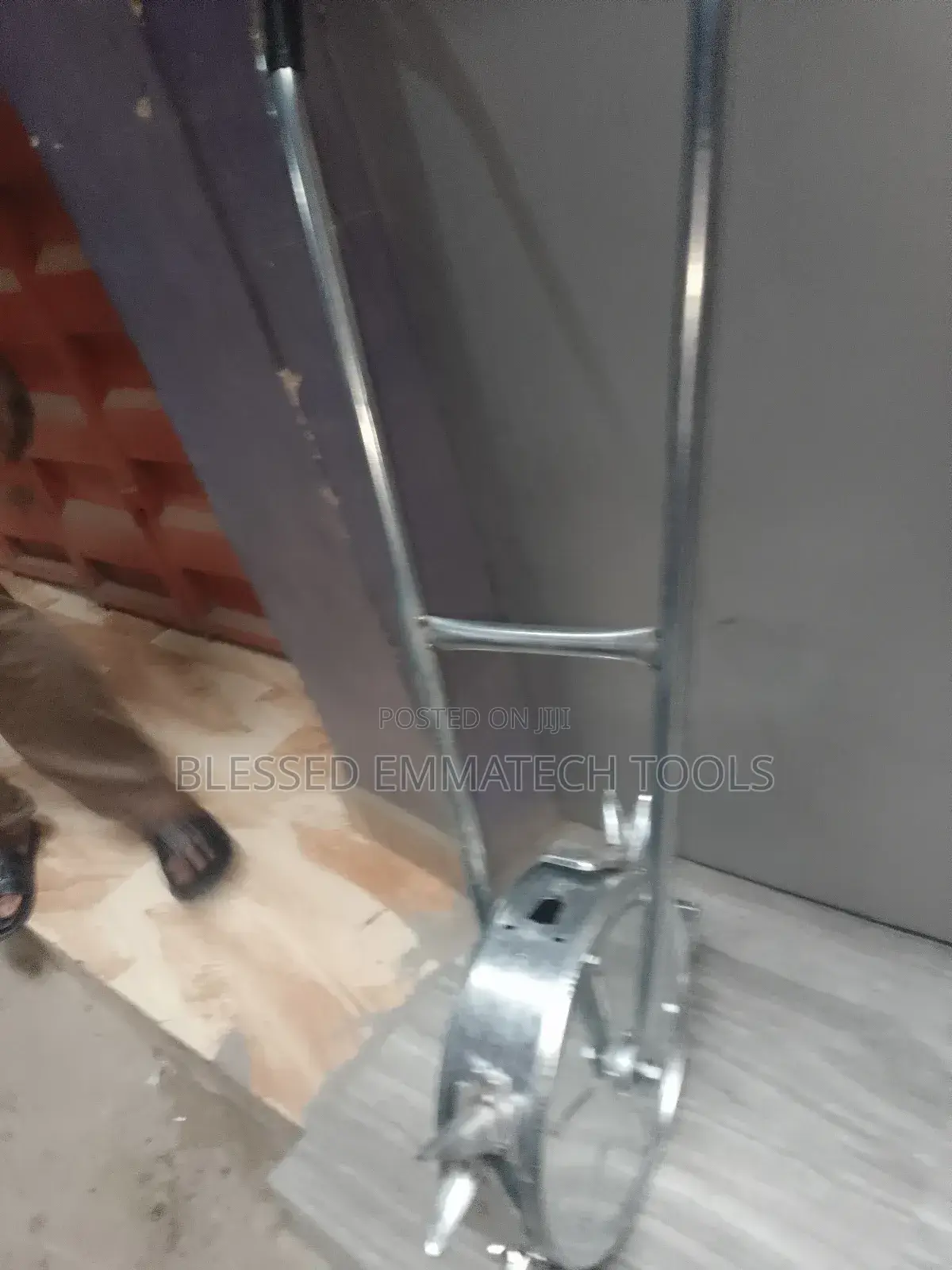 Iron Seed Planter Machine