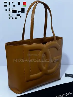 Photo - Dolce And Gabbana Shopper’S Bag
