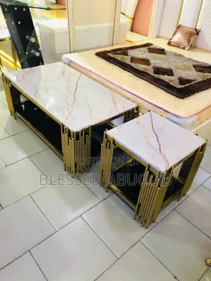 Center Table With 2 Side Stools