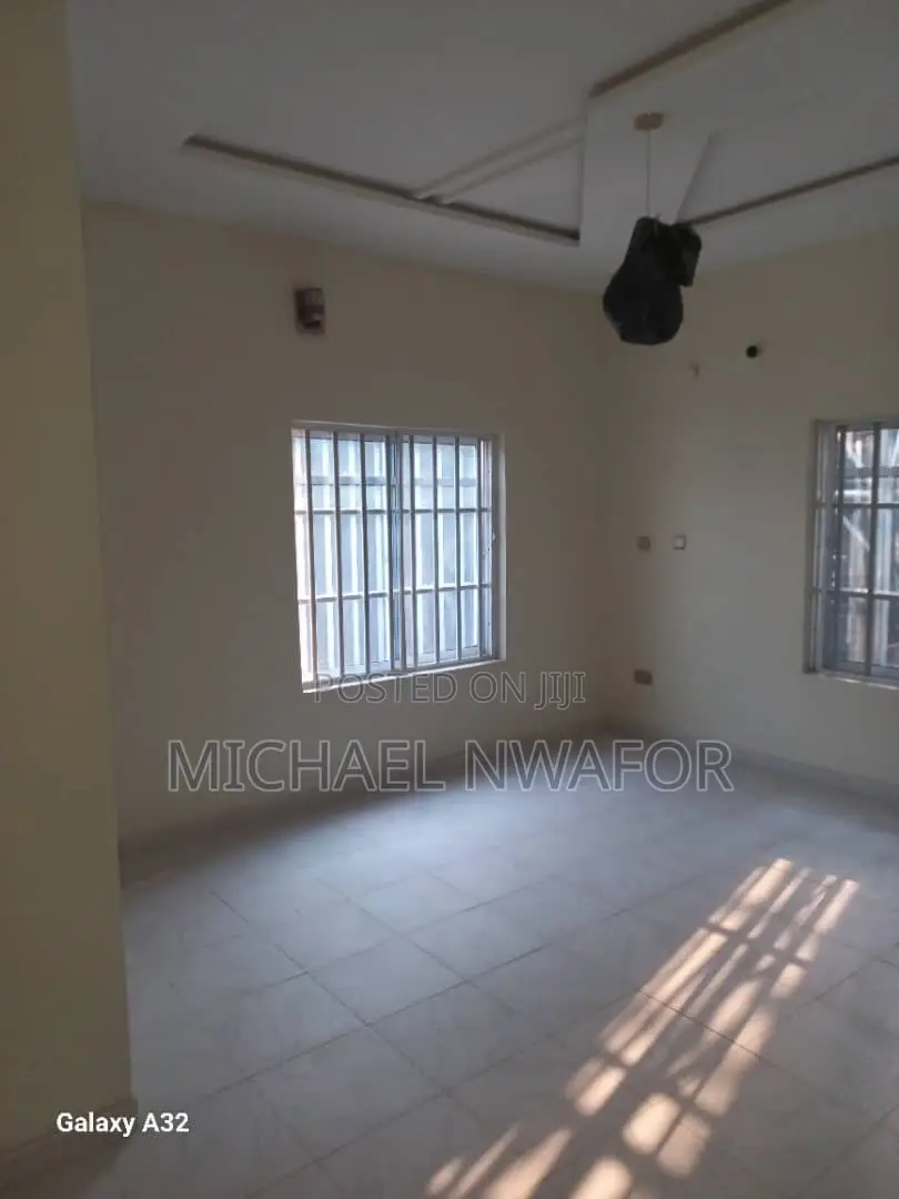 Furnished 2bdrm Block of Flats in Alapere for sale