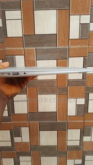 Laptop Apple MacBook Air 2014 4GB Intel Core I5 SSD 128GB