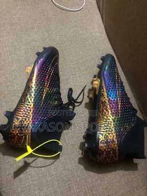 Photo - Black Ankle Football Boot
