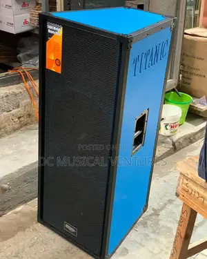 Photo - Professional Titanic Speaker TNT 215 
