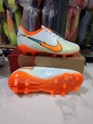 Photo - Kids Football Boot