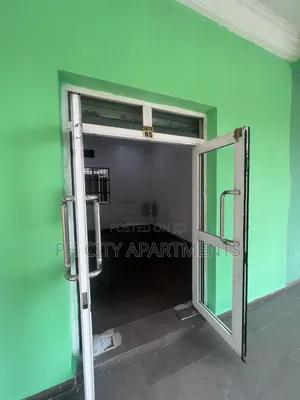 Photo - Shop/Office
