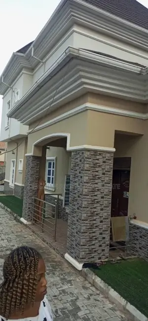 Furnished 4bdrm Duplex in Adesida Estate, Akure for sale