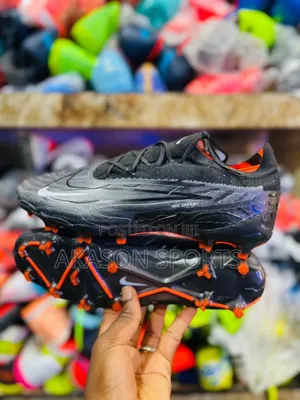 Photo - Standard Nike Boot