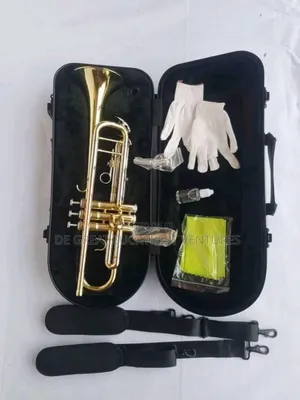 Photo - Original YAMAHA Golden TRUMPET