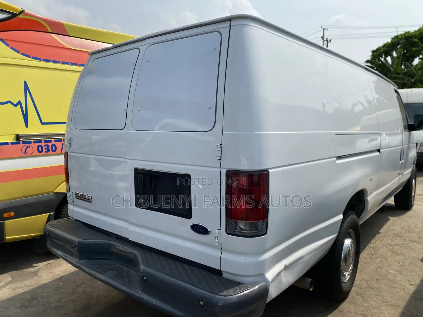 Ford E350 2010 White