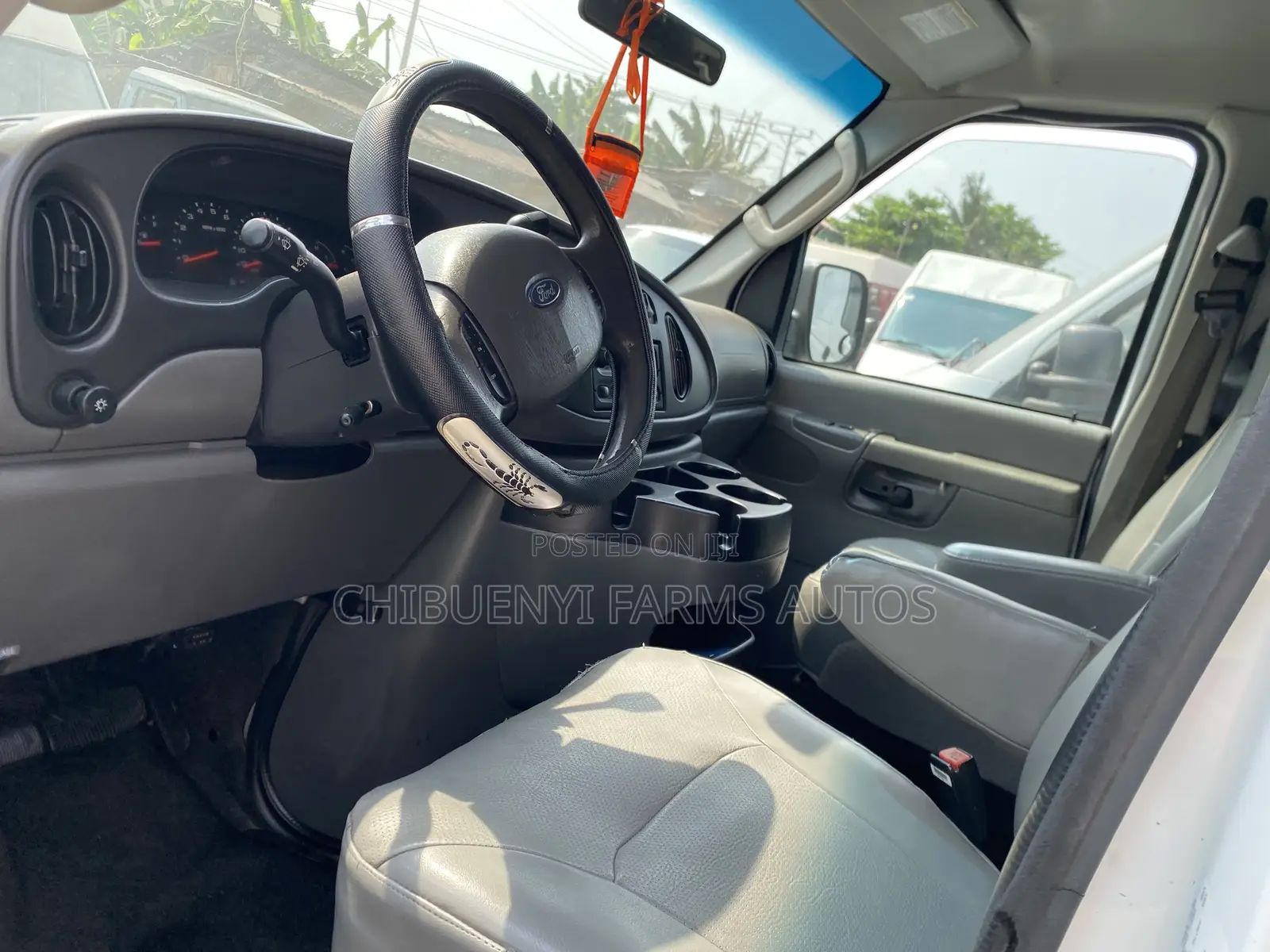 Ford E350 2010 White