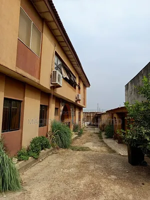 8bdrm House in Iju Ishaga for rent