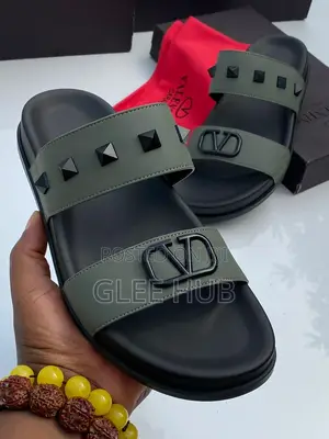 Valentino Slides