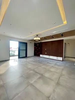 Gloriously Built 6bedroom Duplex