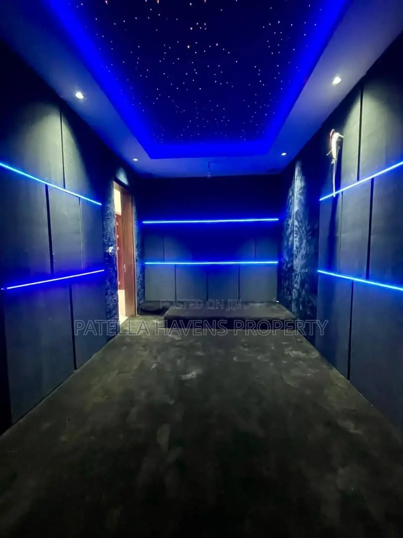 Gloriously Built 6bedroom Duplex