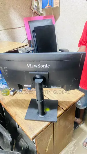 24 Inches Viewsonic Frameless Monitor