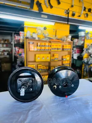 Toyota Hilux Brake Booster/ Savor