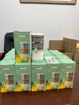 Photo - Rechargeable Fruit Juicer