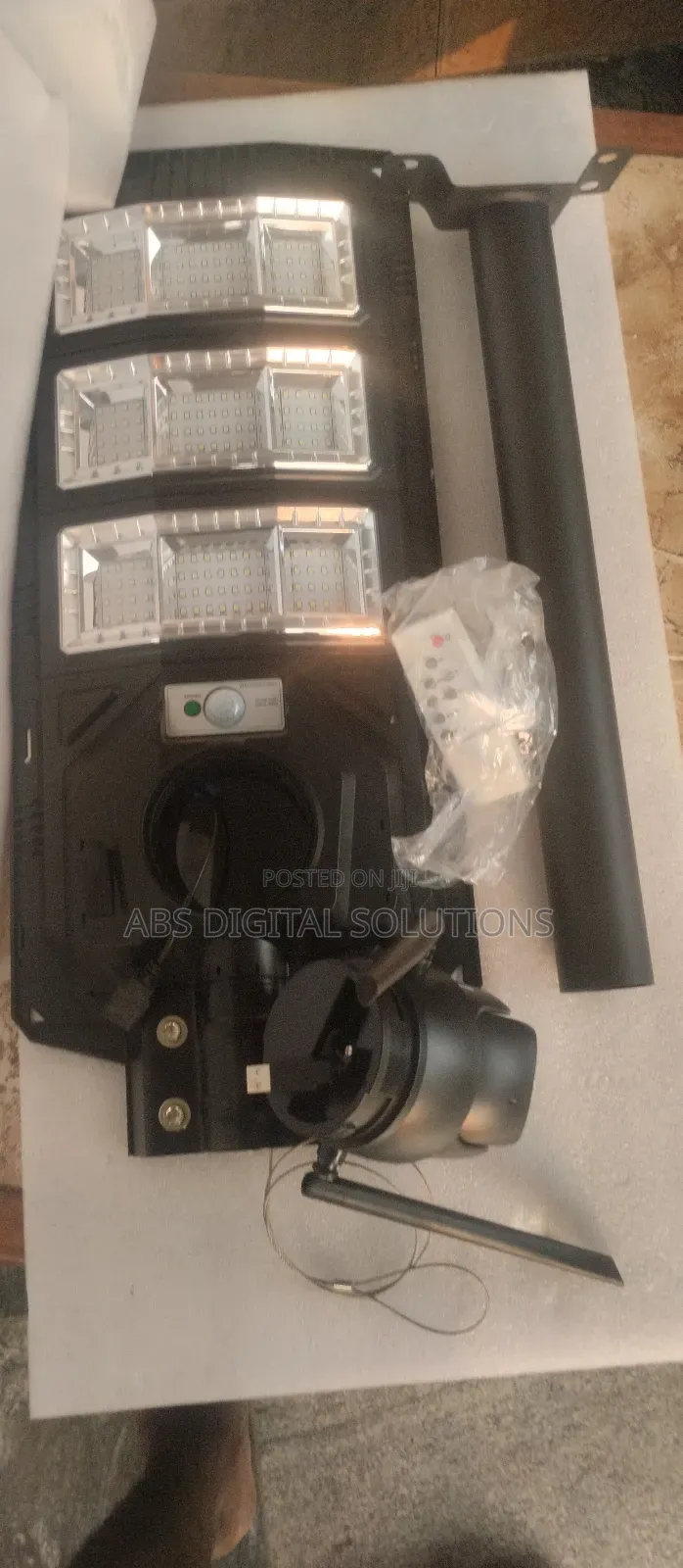 24hrs Solar Lamp With PTZ Camera