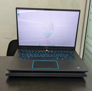 Laptop Dell Alienware M16 R2 16GB Intel Core Ultra 9 SSD 1T