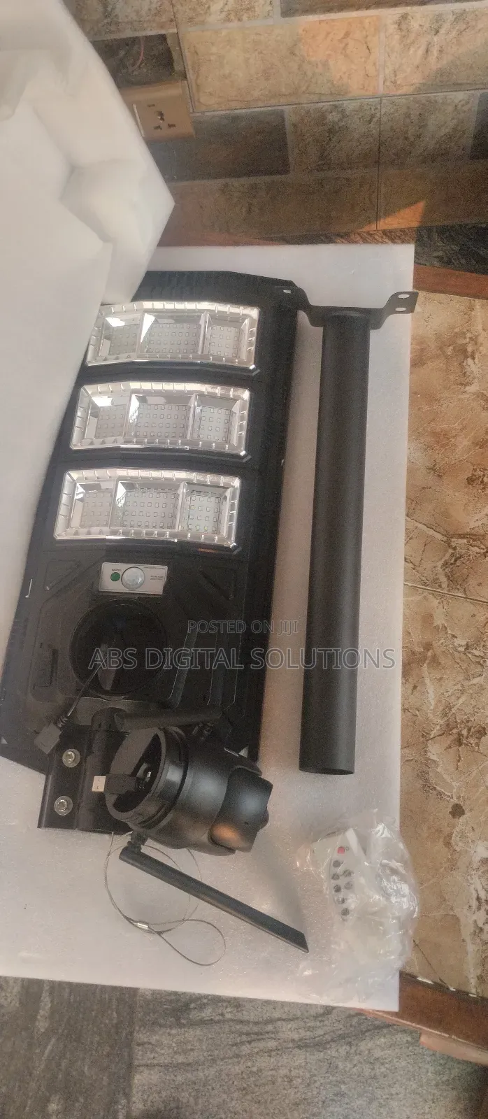 Always On Solar Camera With Solar Lamp