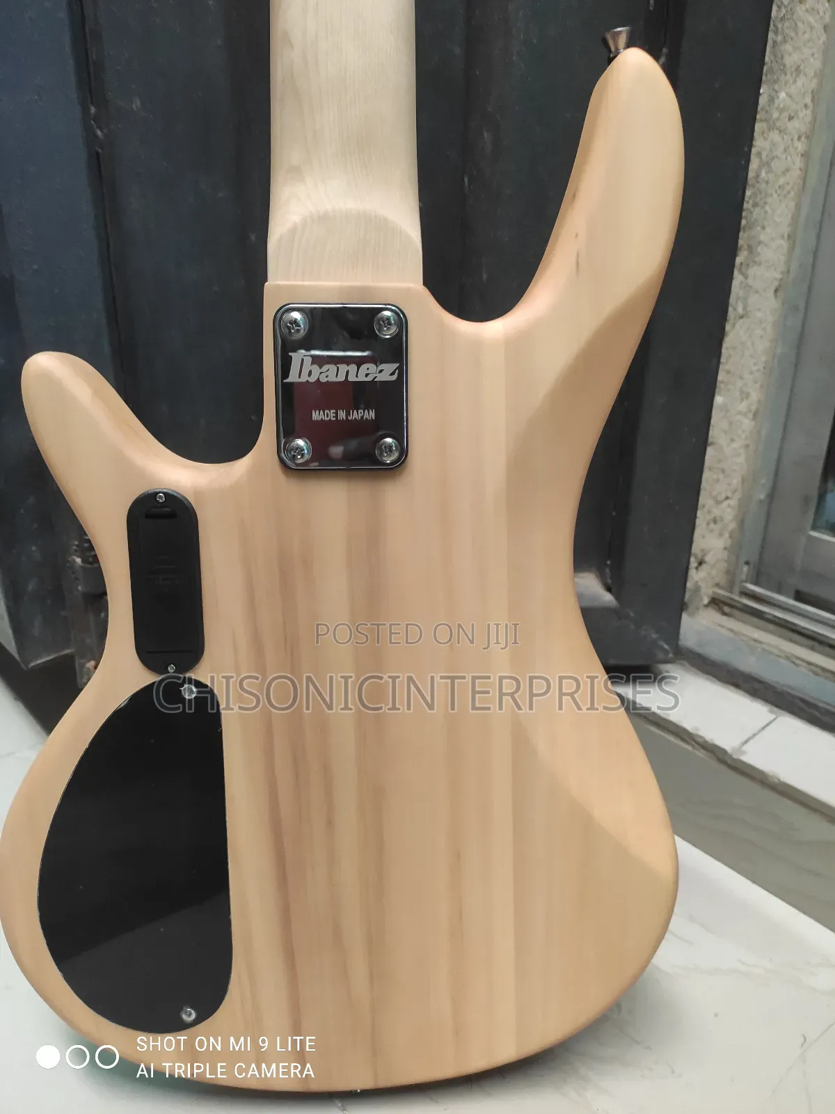 Ibanez Active 5 Strings Bass Guitar