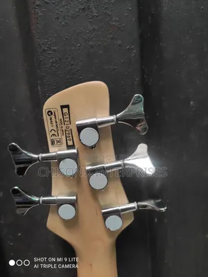 Ibanez Active 5 Strings Bass Guitar