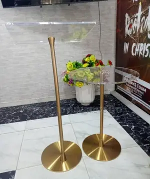 Golden Single Pole Foreign Pulpit