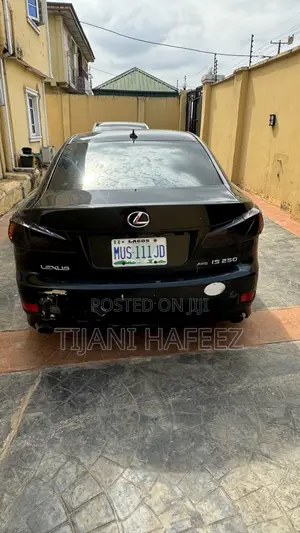 Photo - Lexus IS 250 2008 Black