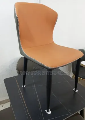 High Quality Imported Chair for Restaurants and Bars