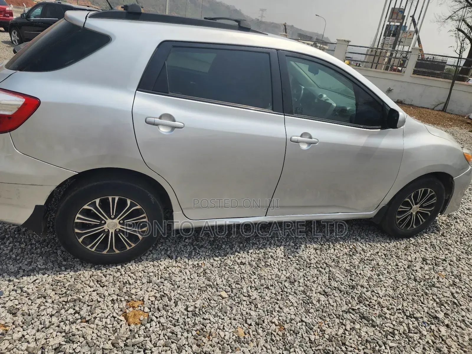 Toyota Matrix 2011 Silver
