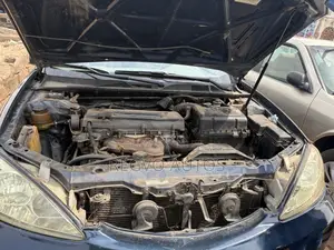 Toyota Camry 2004 Blue