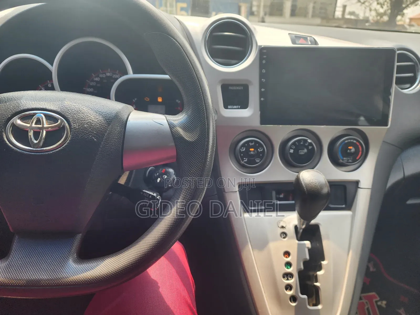 Toyota Matrix 2011 Silver