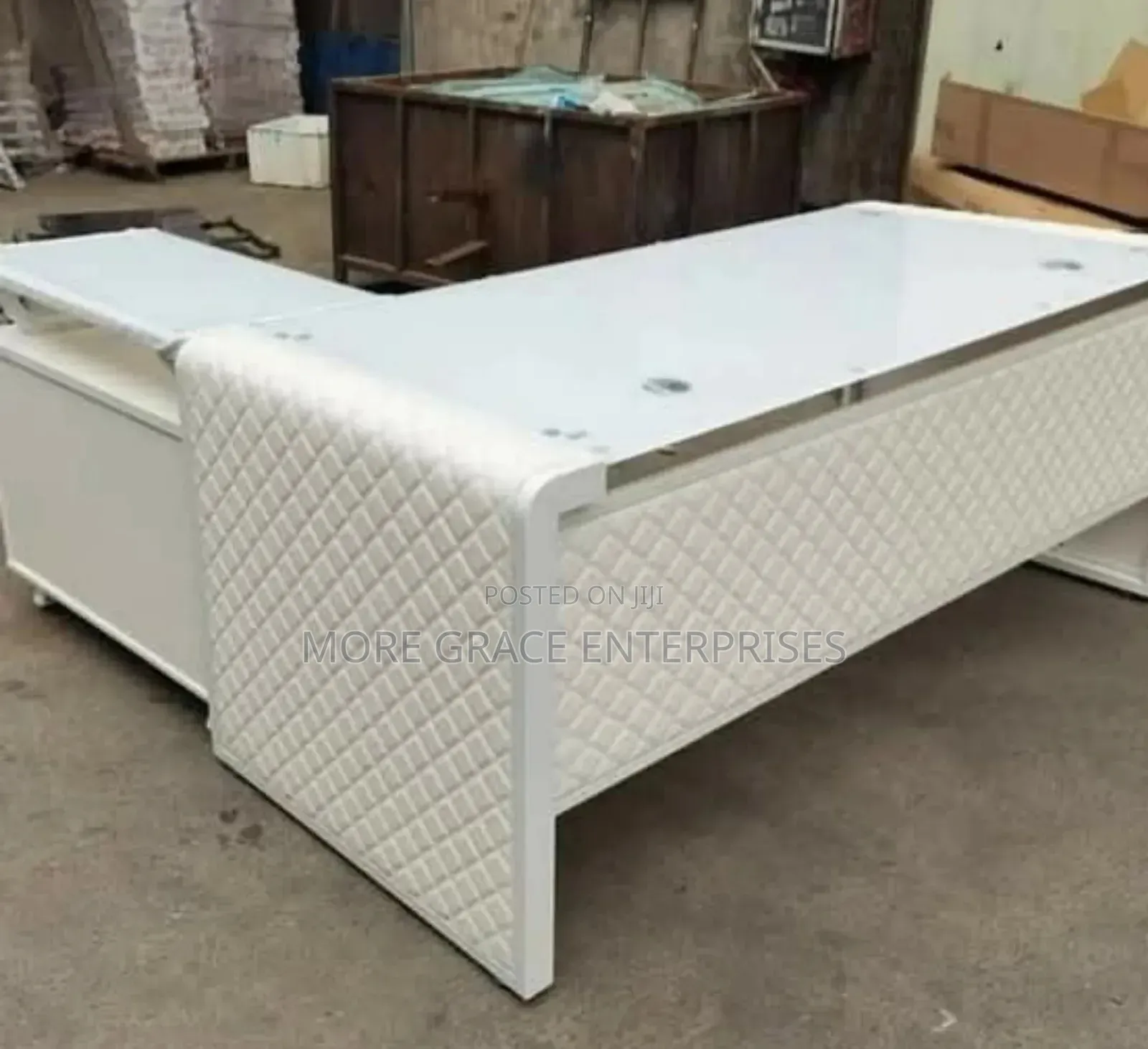 Executive Office Desk 1.6 Metres.