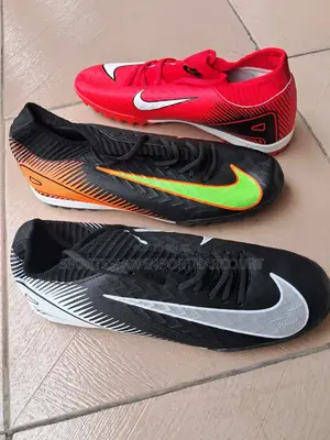 Nike Canvas Boot