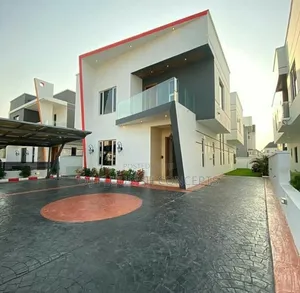 Curvy Stamped Concrete Flooring