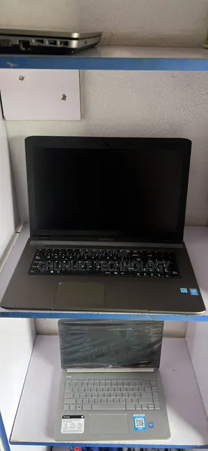 Laptop Medion Akoya P6685 4GB Intel Pentium HDD 500GB