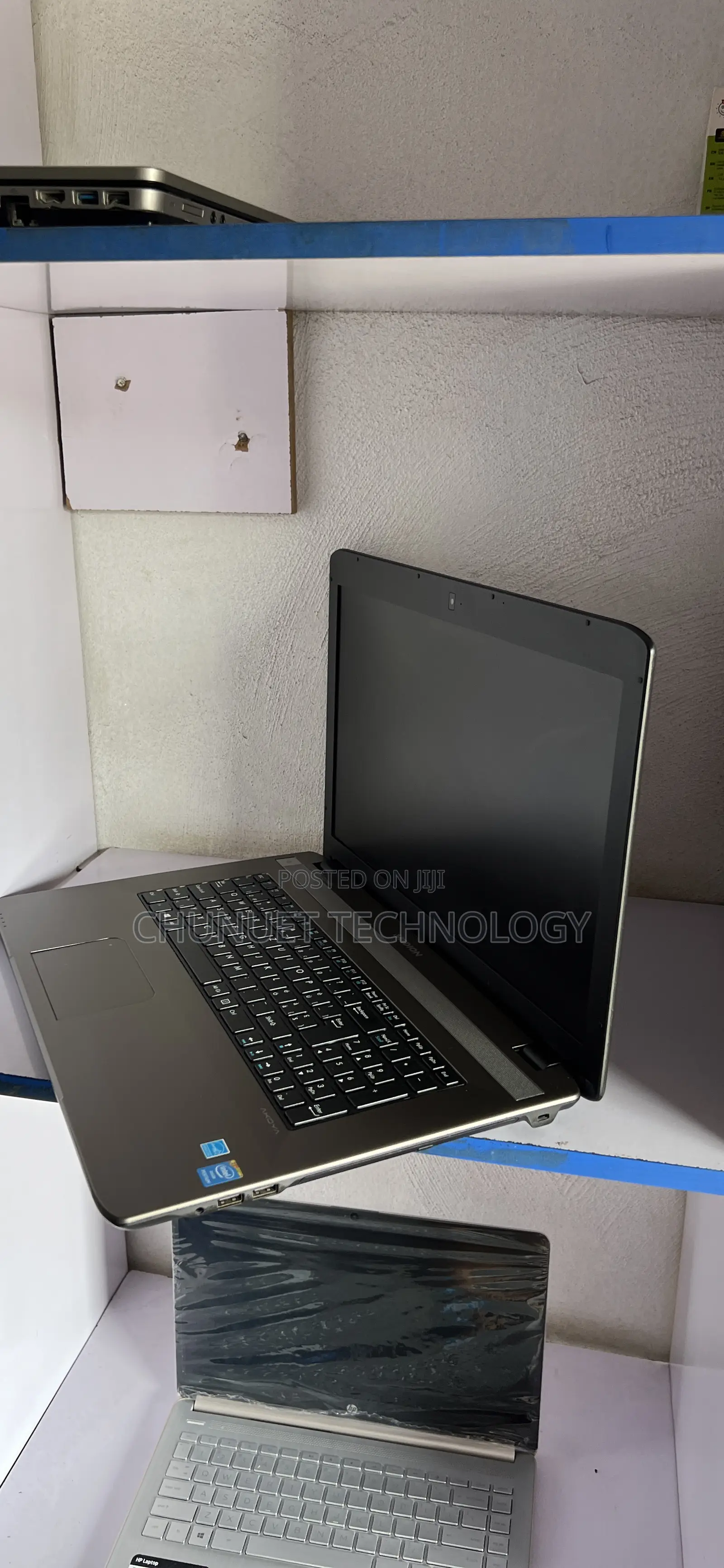 Laptop Medion Akoya P6685 4GB Intel Pentium HDD 500GB