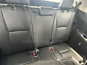Toyota Highlander XLE 2021 Silver