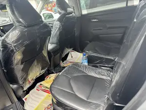 Toyota Highlander XLE 2021 Silver