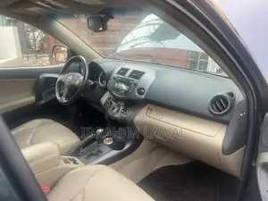 Toyota RAV4 3.5 Limited 4x4 2010 Green