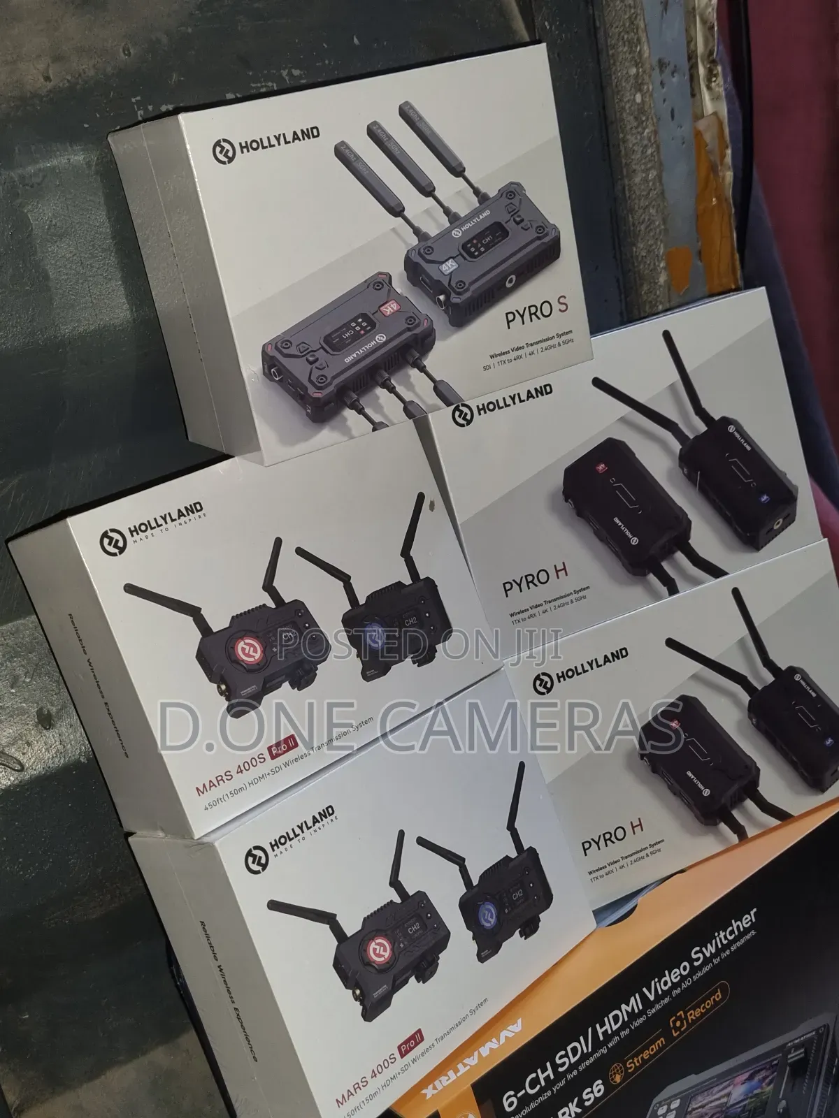 HOLLYLAND Mars 400s Pro II 450ft (150m) Hdmi and Sdi