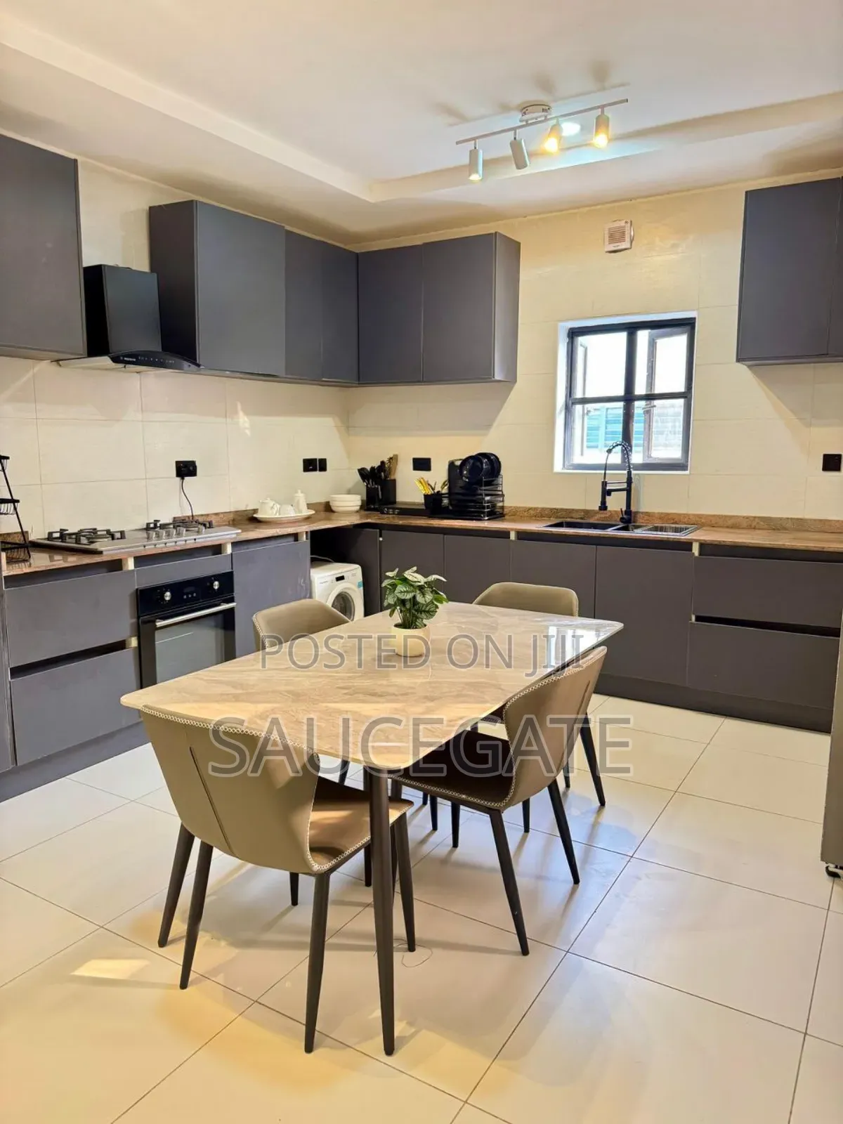 Shortlet 4 Bed and 2 Bed Chevron Axis