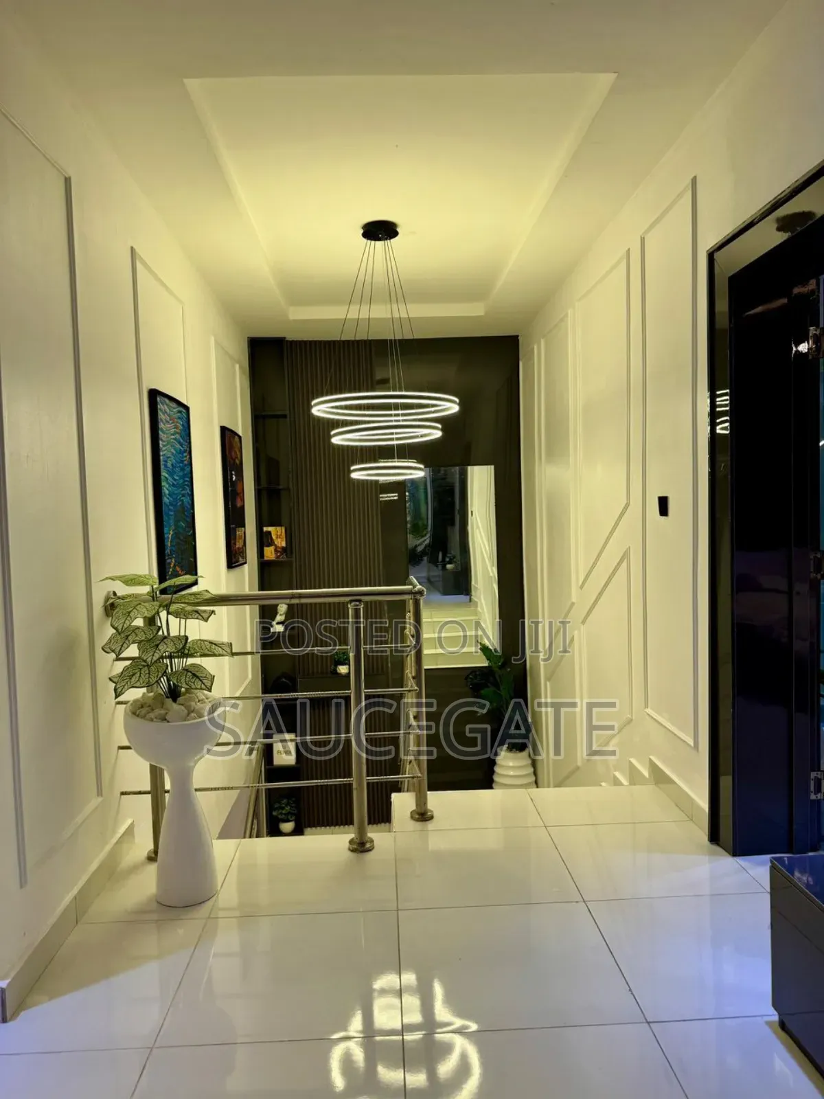 Shortlet 4 Bed and 2 Bed Chevron Axis