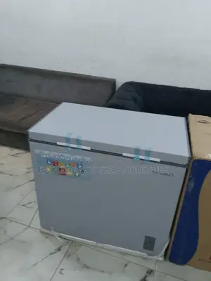 Original Authentic Skyrun 200L Chest Freezer(Bd-200a)