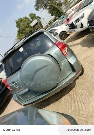 Toyota RAV4 2.4 2008 Green