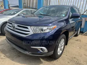 Toyota Highlander 3.5L 4WD 2013 Blue