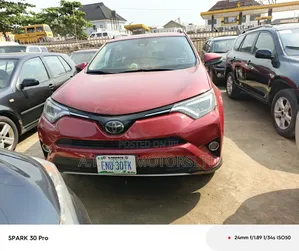 Toyota RAV4 2018 Red