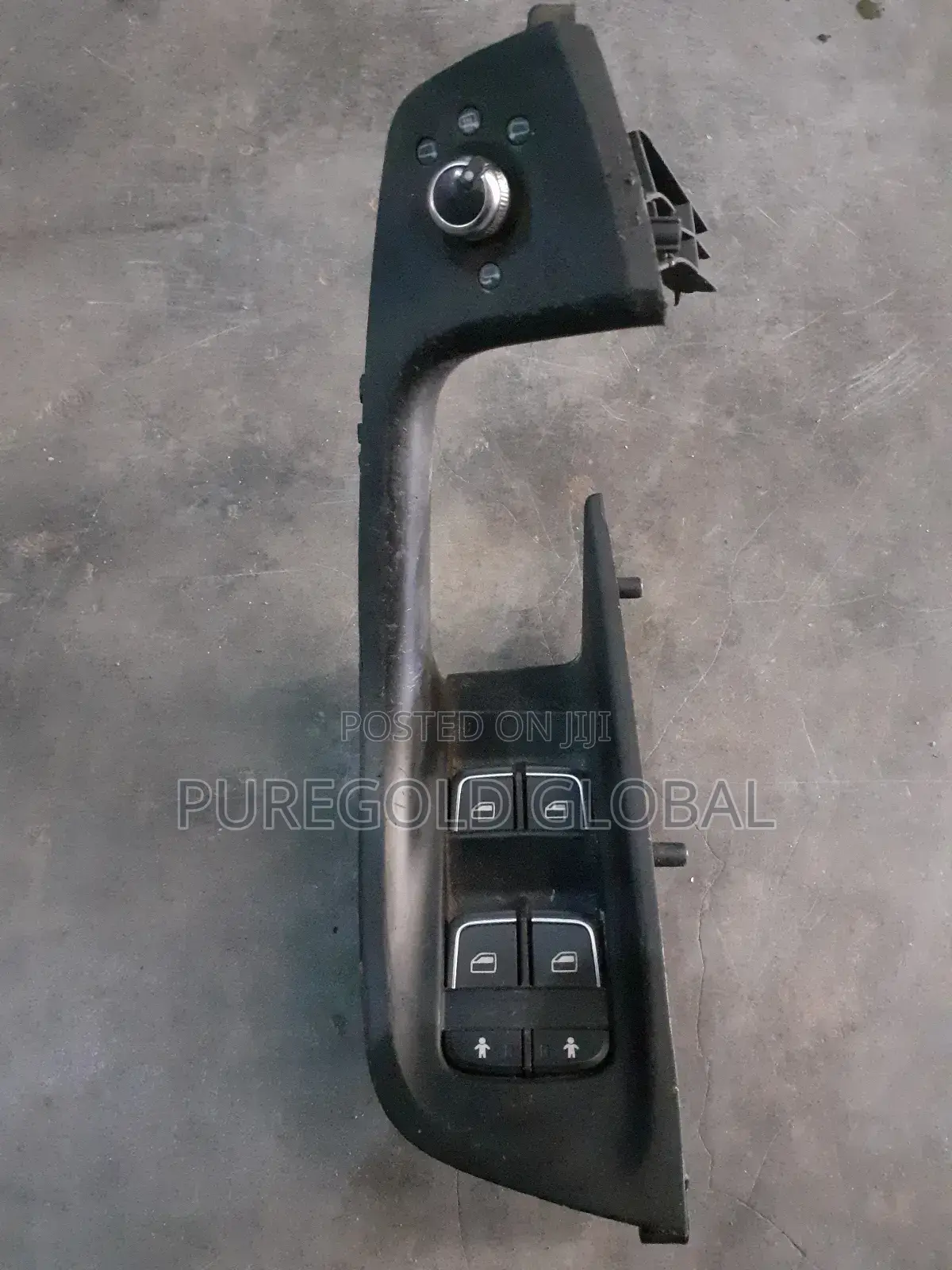 Audi Glass Control Button
