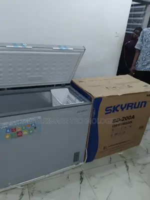 Fast-Icing Skyrun 200L Chest Freezer(Bd-200a)